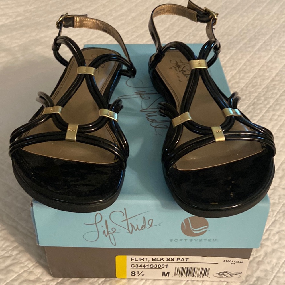 Life stride, size 8 1/2, black and gold sandals